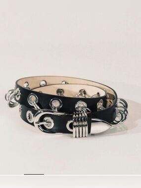 Dehanche Revenge belt.